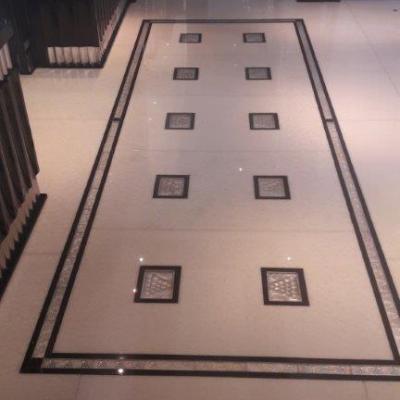 Mosaico Pavimento Con Dettagli Vetro Lalique